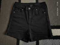 Чорні,стильні,джинсові шорти з завишенною талією 44-46 р