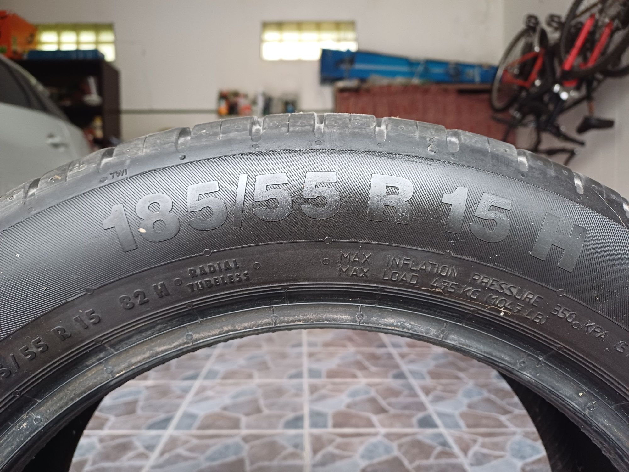 Pneus Continental Conti-EcoContact 5 185/55 R15 82 H