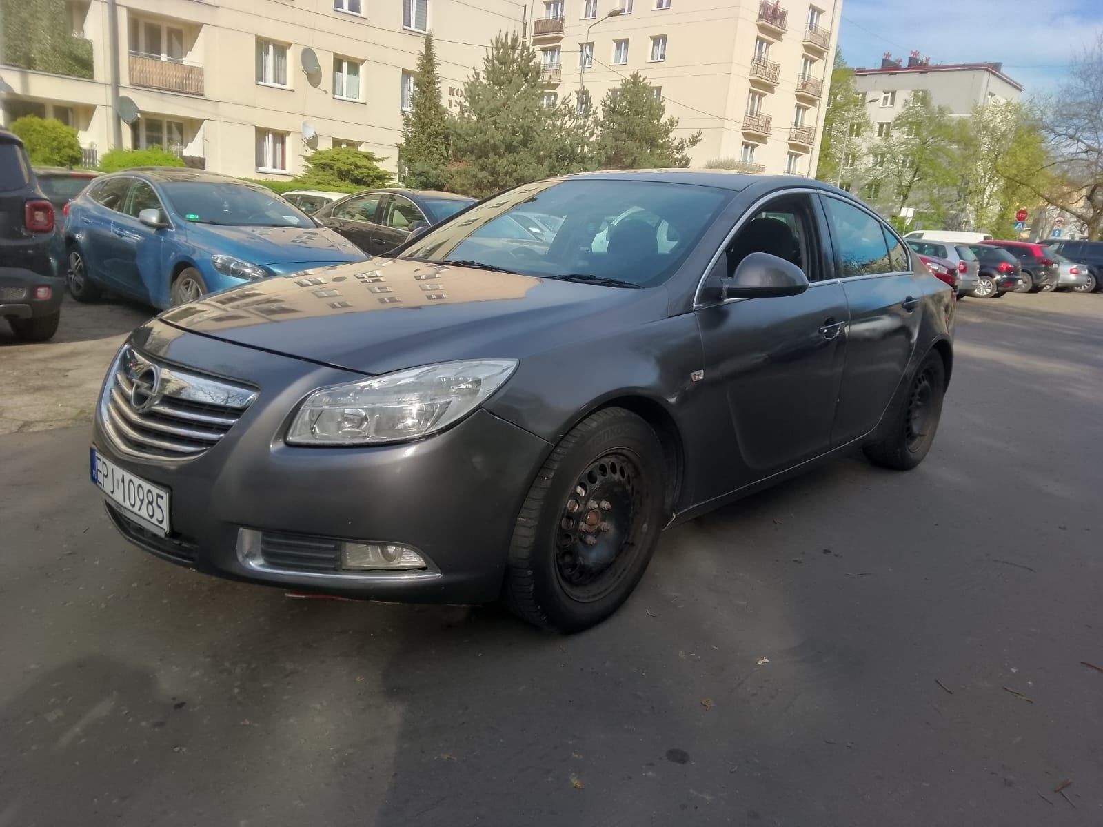 Opel insignia anglik zarejestrowany