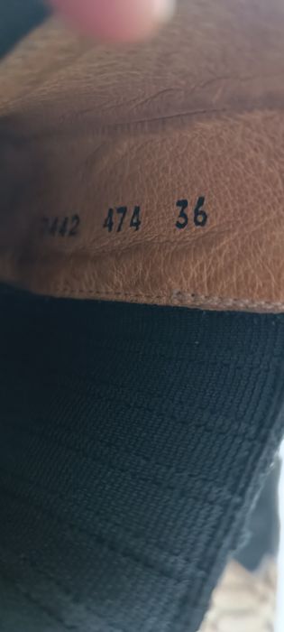 Ковбойські чоботи 36 розміру,вставки зі шкіри рептилії,чудовий стан