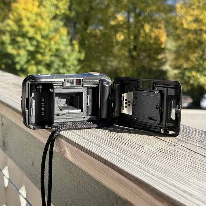Плівковий фотоапарат Olympus Stylus GOLD (Олимпус стилус)
