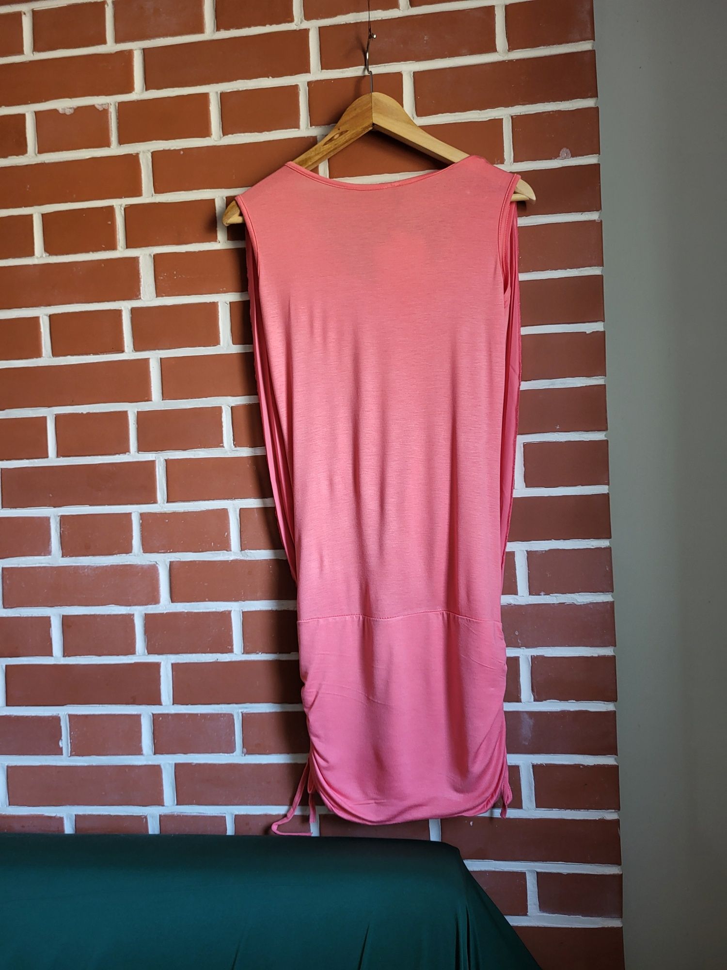 Nowa różowa sukienka z wiskozy M L