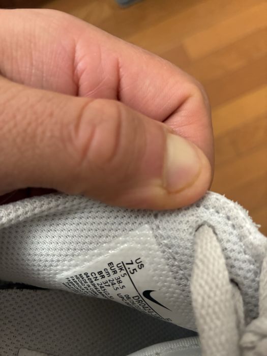 Nike x Jacquemus JF1 - 38,5
