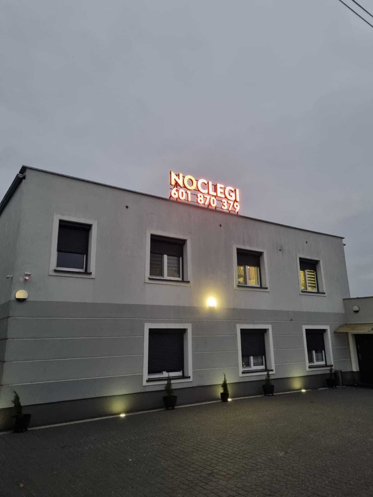 Noclegi, pokoje dla pracowników, osób prywatnych, przejezdnych