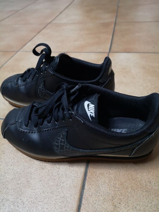 Sapatilhas senhora da Nike, em preto