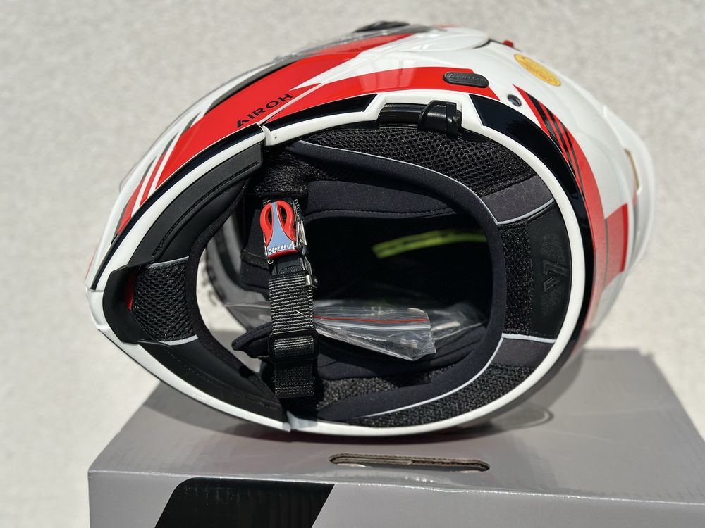 Szczekowy Kask Motocyklowy AIROH Spectre Clever rozmiar XS PROMOCJA!