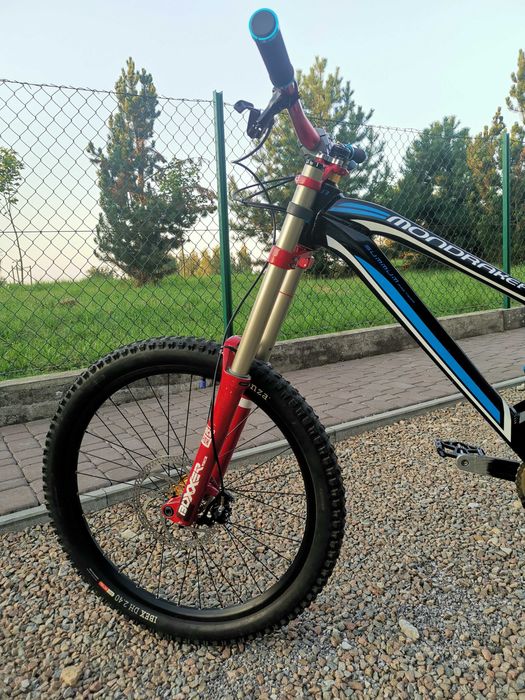 Mondraker Summum Pro Team 2012 | RS, Fox, E13, HOPE, Formula, SAINT