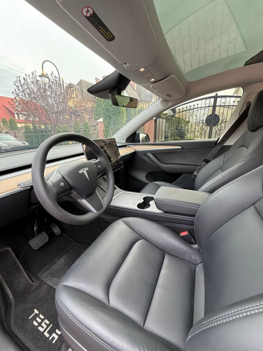 Tesla Model Y Long Rang 82 kWt