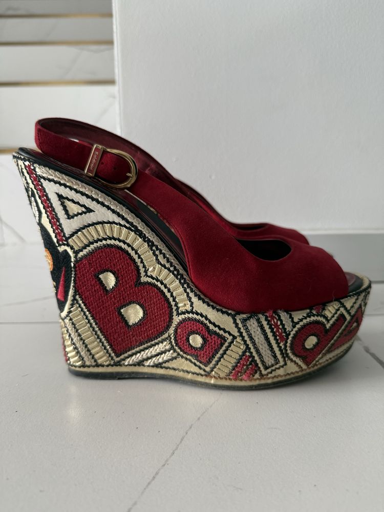 Baldinini koturny buty na platformie na koturnie czerwone złote r. 38
