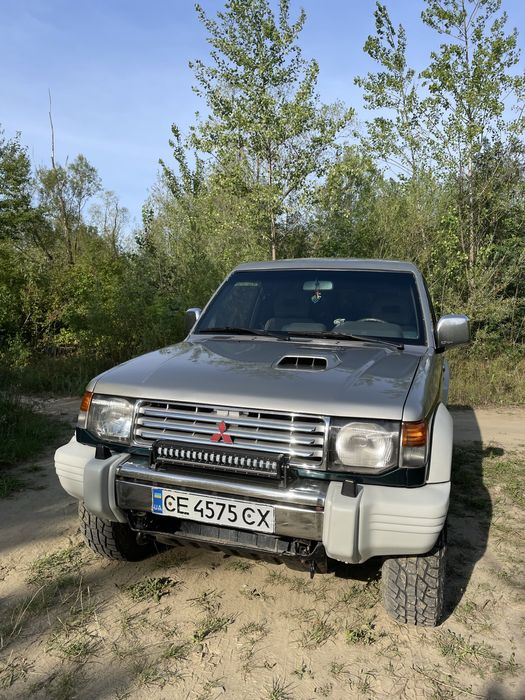 Pajero 2 wagon.