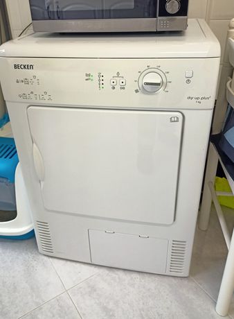 Máquina de secar roupa BECKEN Dry Up Plus 2