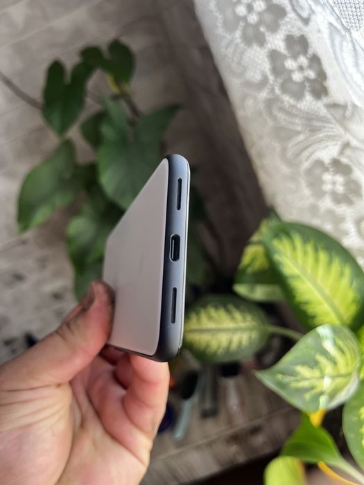 Смартфон Google pixel 4