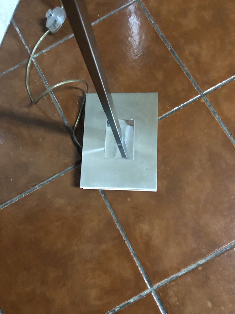 Candeeiro de  Pé