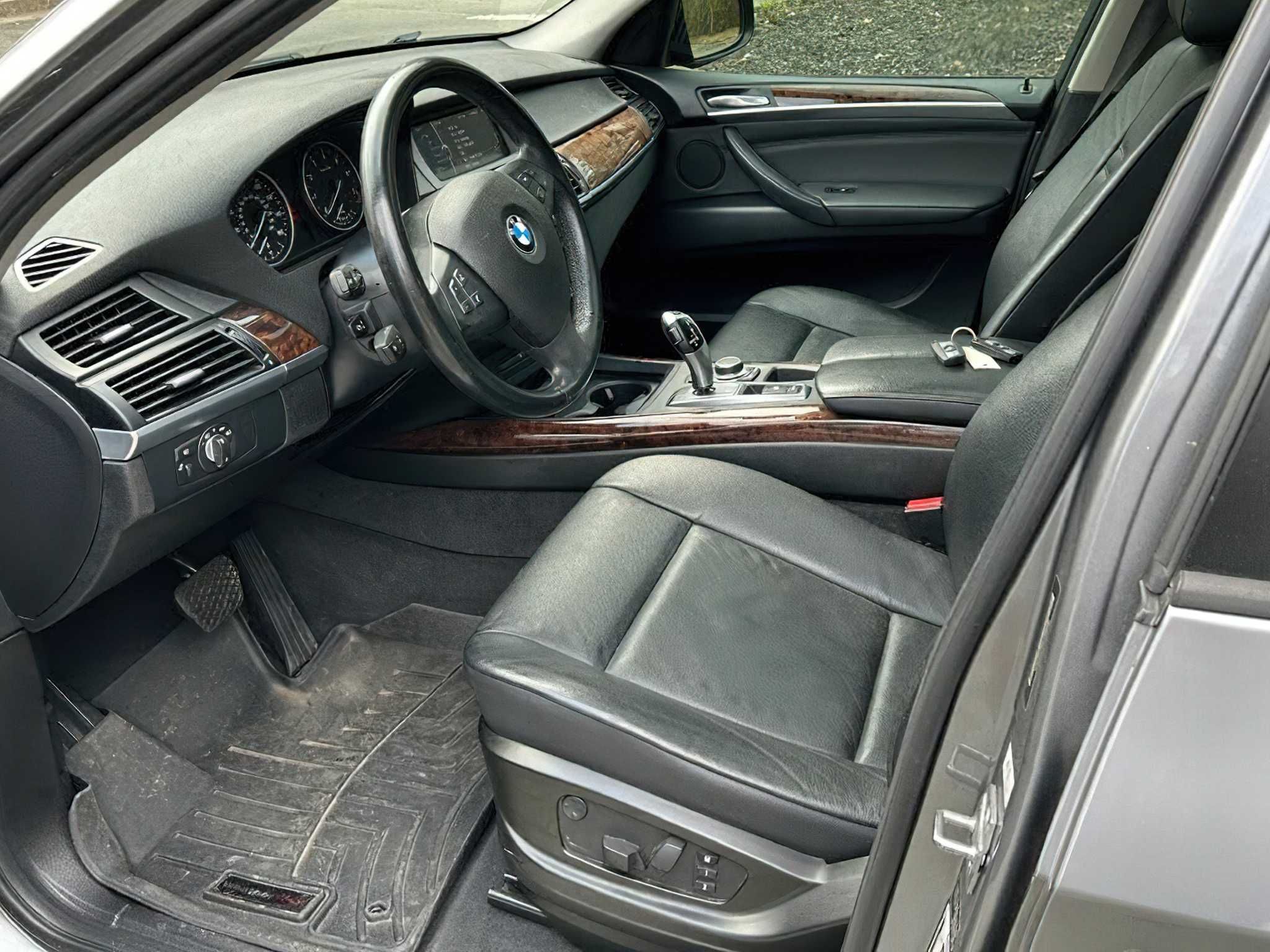 BMW X5       2012