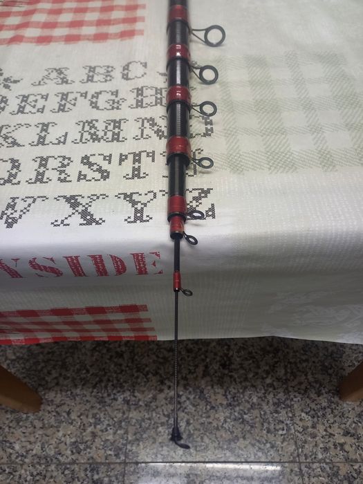Cana de  pesca a bolonhesa de 8 melros  da marca Maver ótimo  estado7