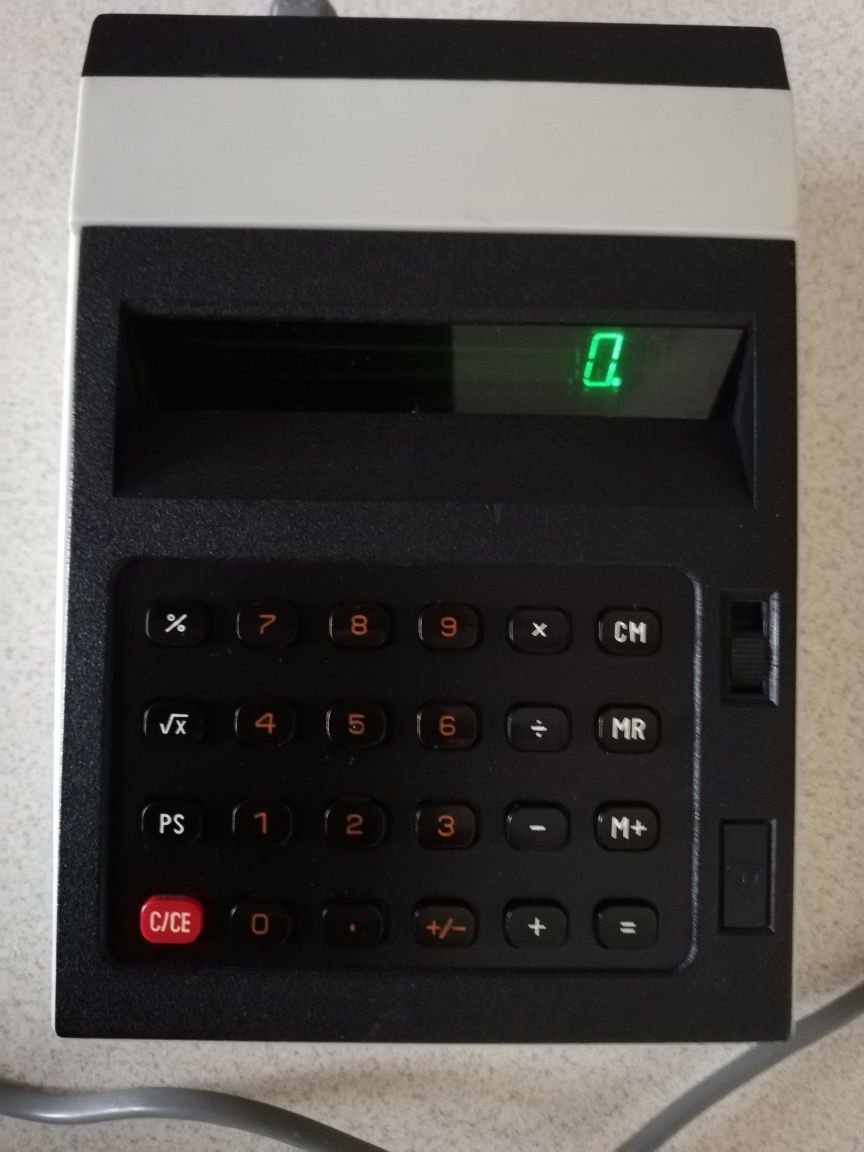 Kalkulator elwro 144 z PRL