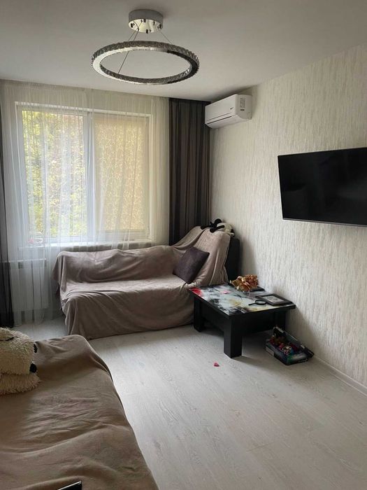 59000 пр.ГАГАРИНА 45а Продам Укомплектованную 3 комн кварт,3 этаж!AS