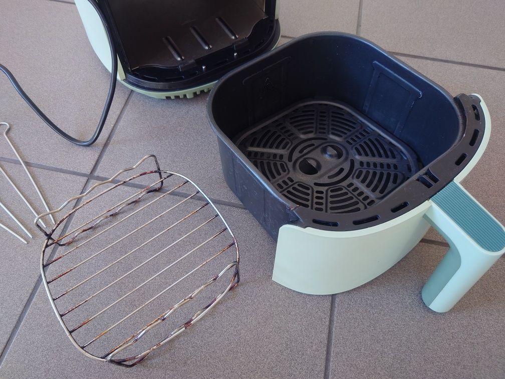 Frytkownica beztłuszczowa 1500W 3,8L COSORI CAF-LI401S Air Fryer 230°C