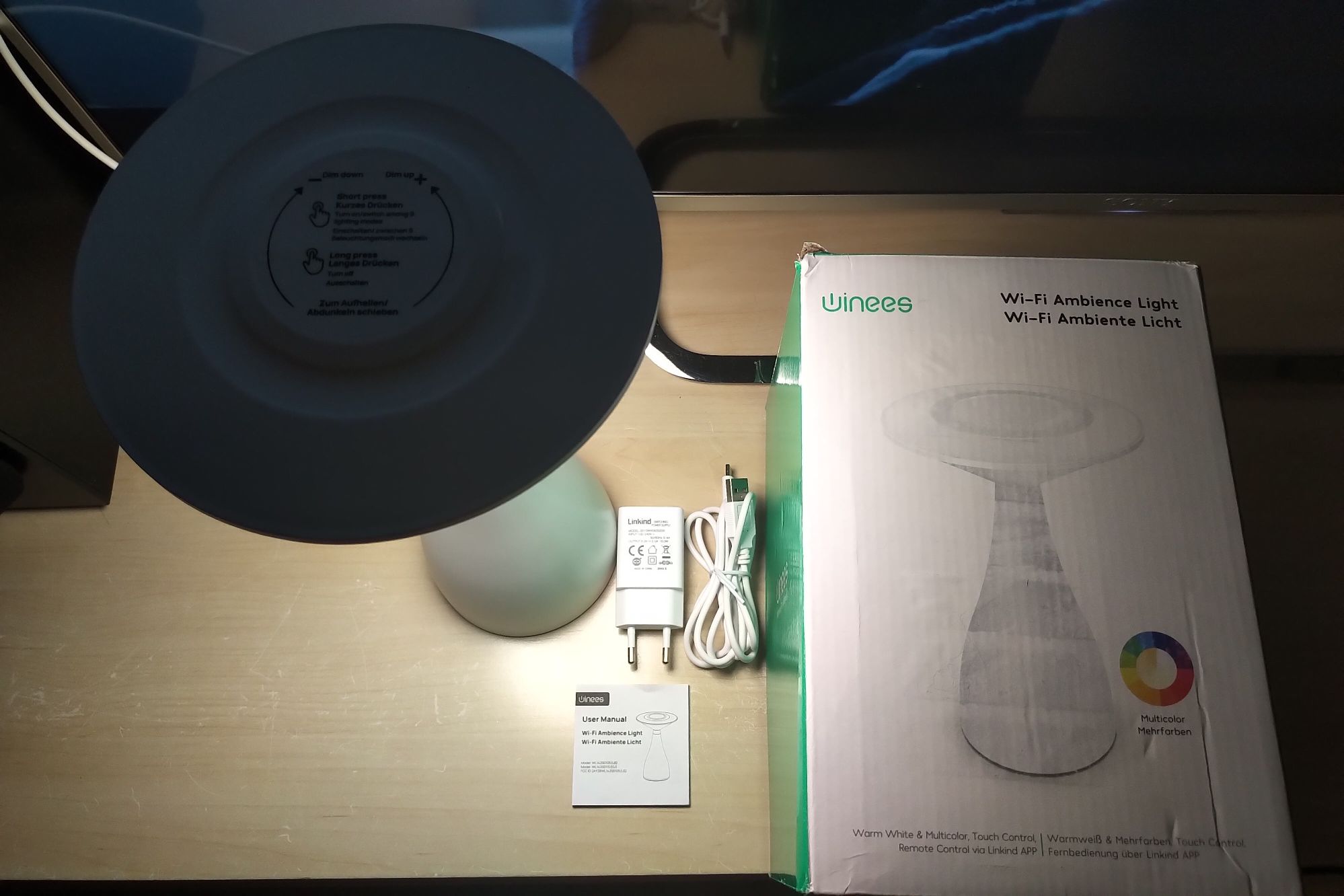 Lampka LED Wi-Fi marki WINEES