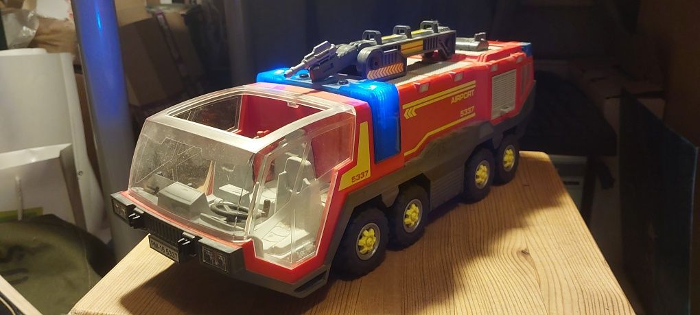 Wóz strażacki playmobil