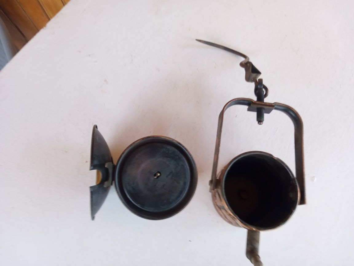Stara lampa karbidowa