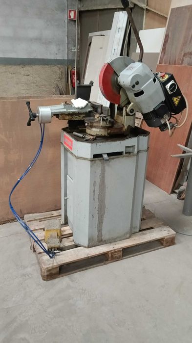 Máquina cortar ferro