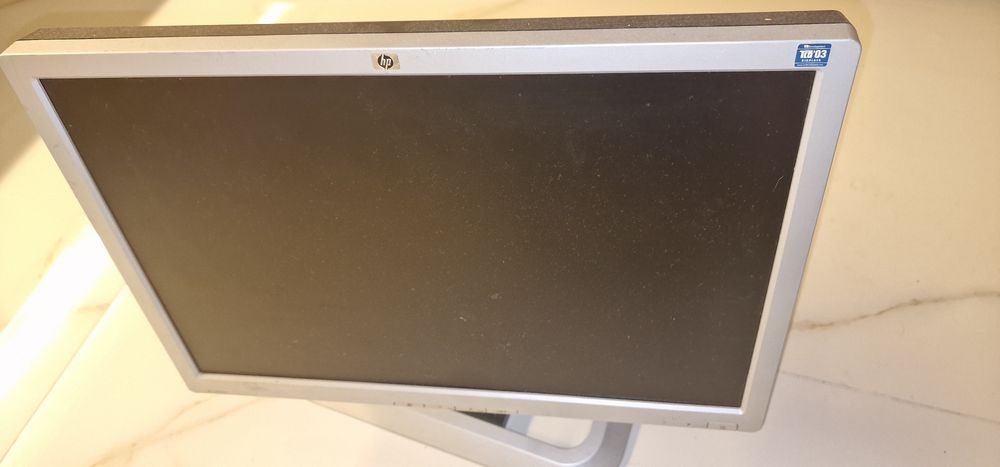 Monitor Hp 20.1"