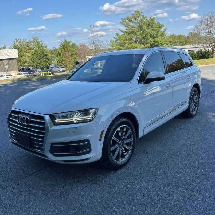 Audi Q7      2017