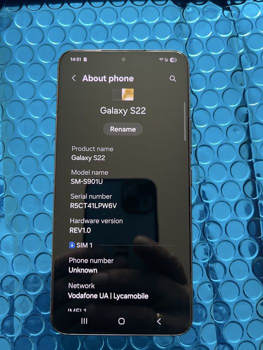 Телефон Samsung Galaxy S22 Onyx Black 8/128 стан 9+/10