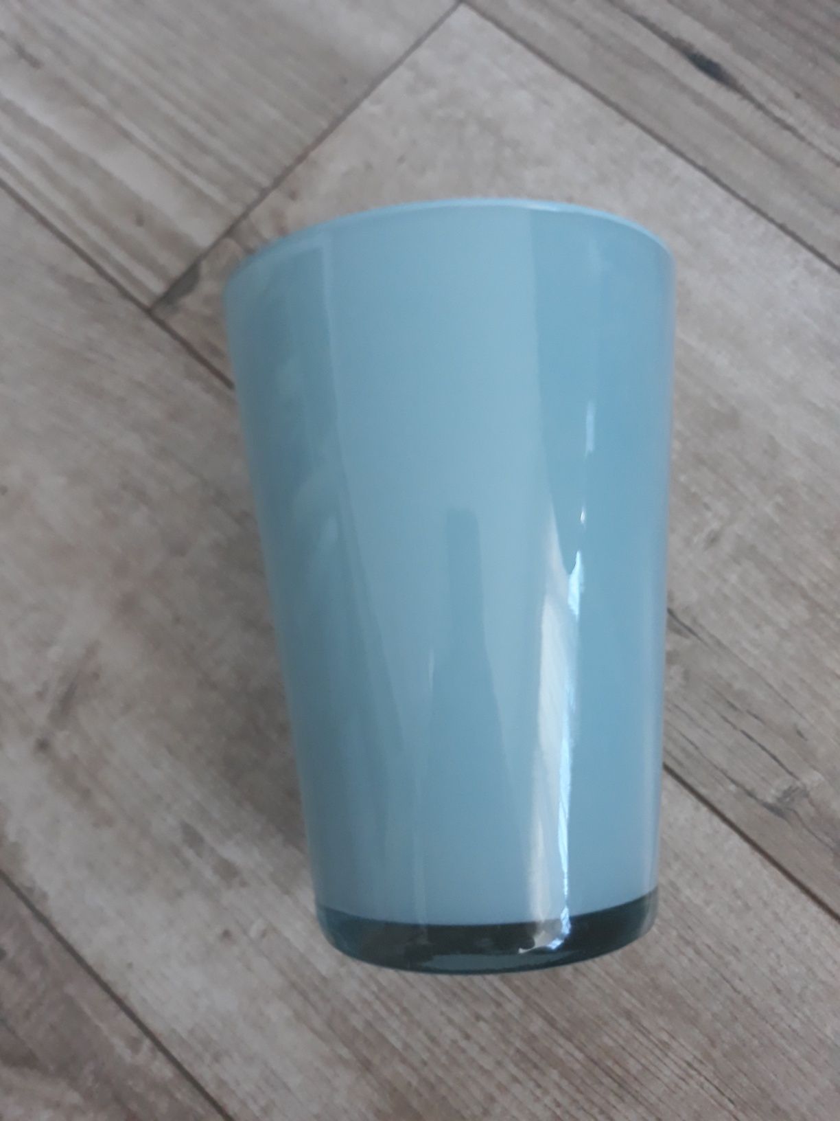 Niebieski błękitny wazon