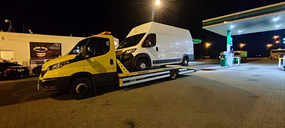 Pomoc drogowa 24h Laweta Gorlice Autolaweta Transport Pojazdów Tir