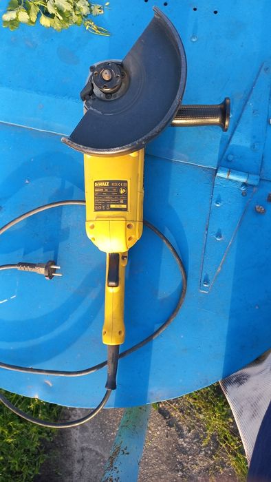 Болгарка  DeWalt DWE494 -qs кутова шліфувальна машина