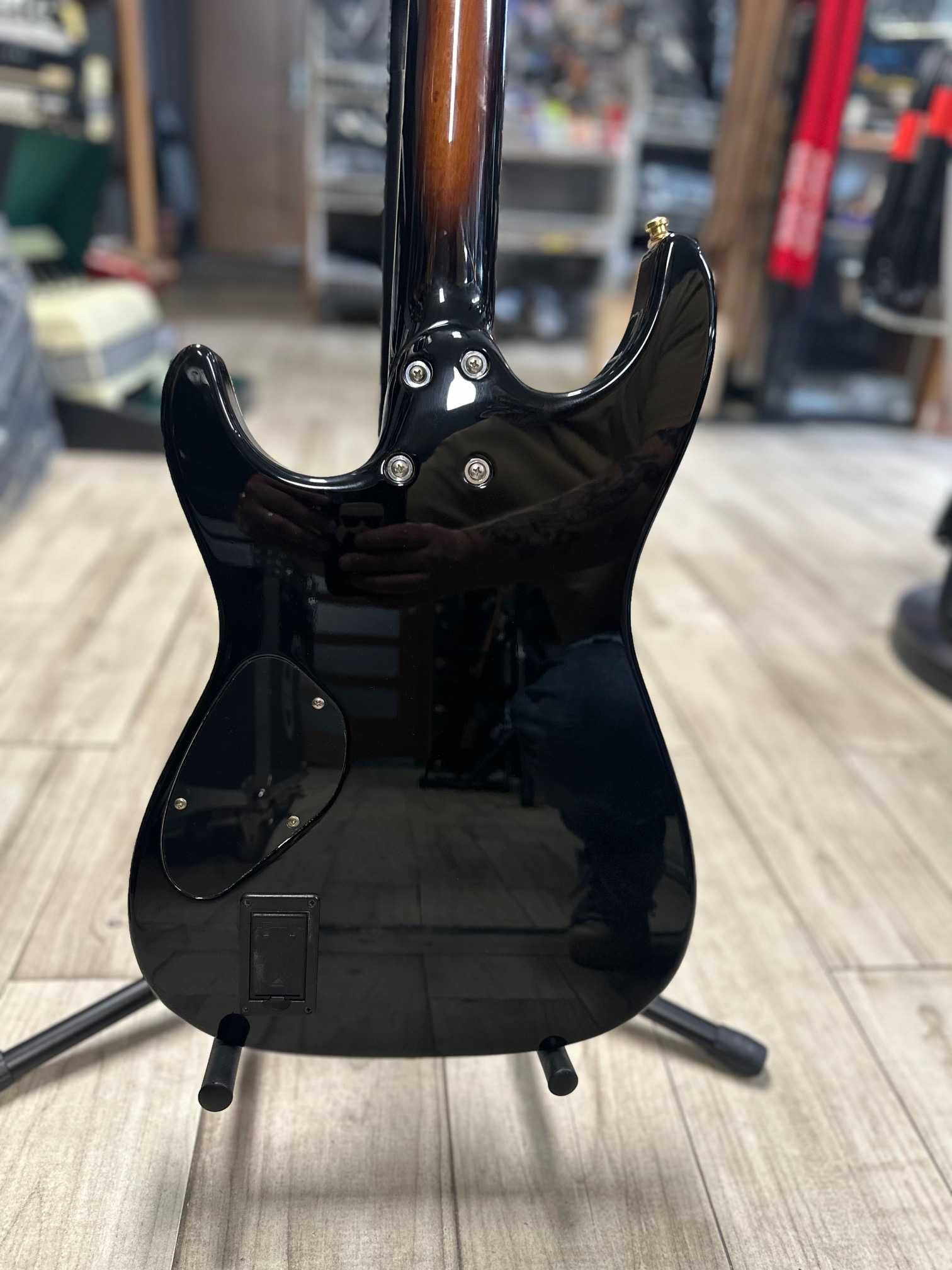 Witkowski gitara elektryczna używana + pokrowiec faktura