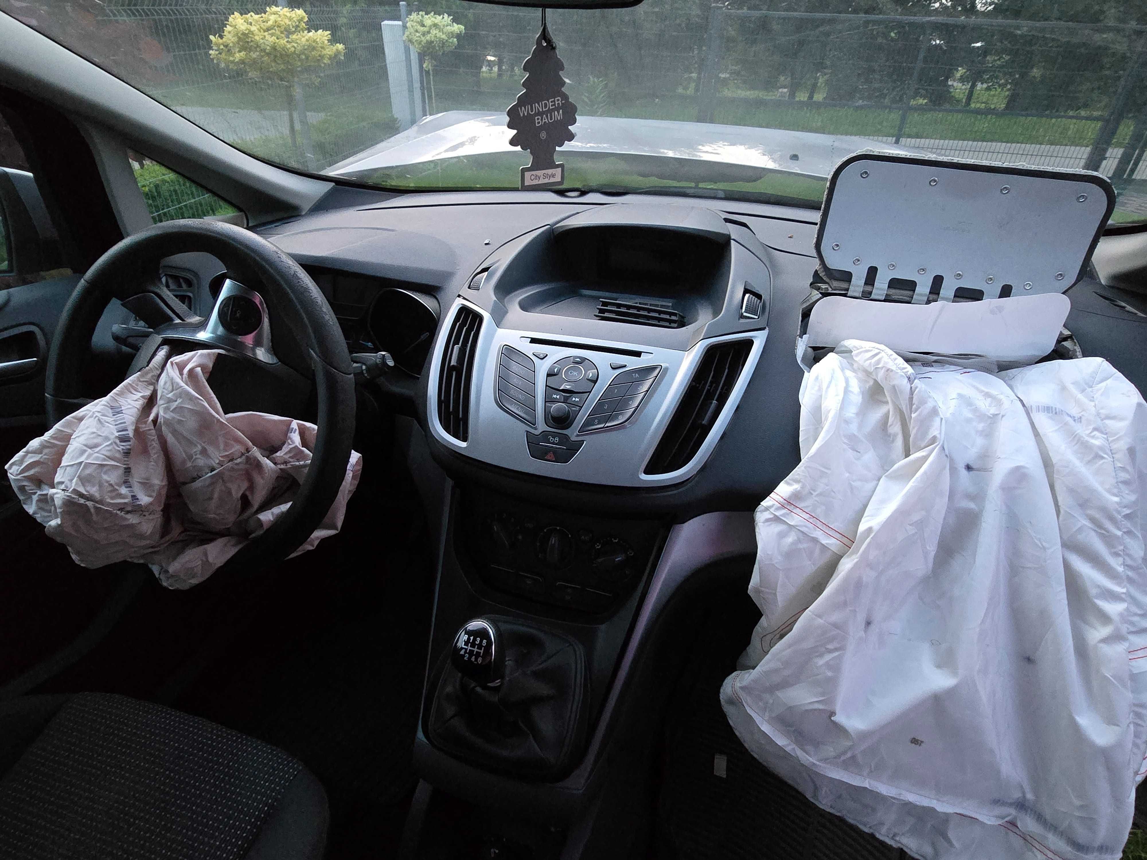 FORD C-MAX uszkodzony