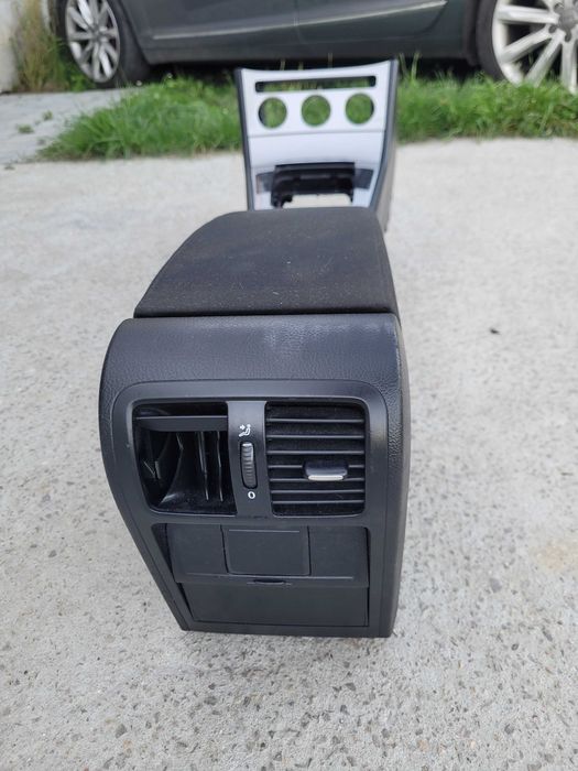 Tunel środkowy podłokietnik konsola Volkswagen passat B6 Kombi Eu