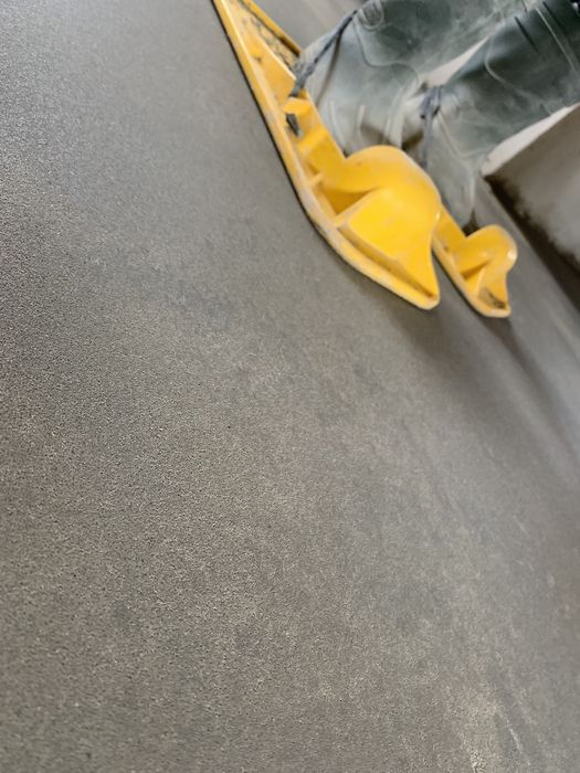 Напівсуха стяжка