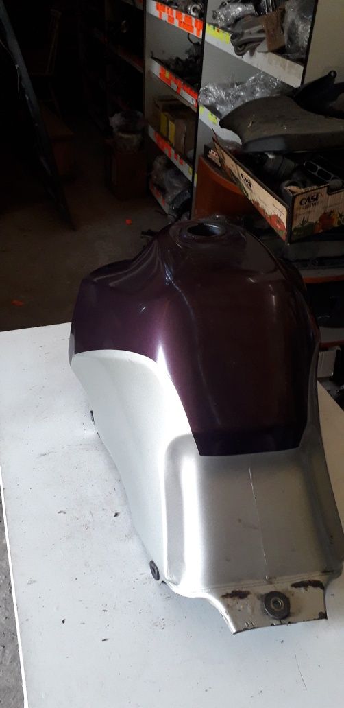 Honda transalp 600 zbiornik bak