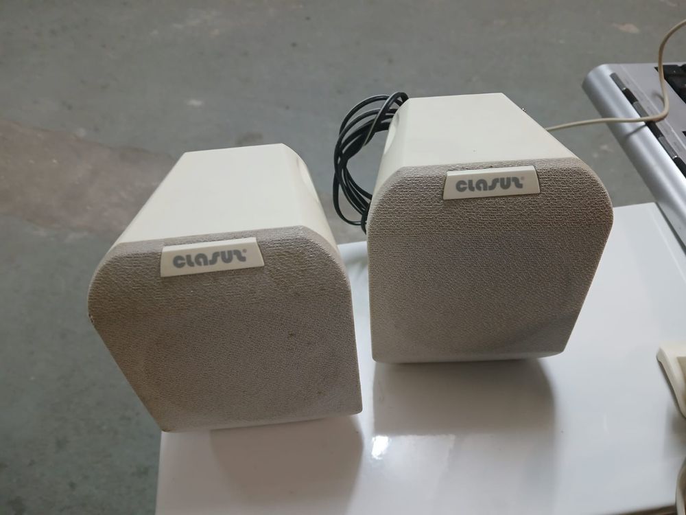 Vendo torre de computador Clasus + acessorios