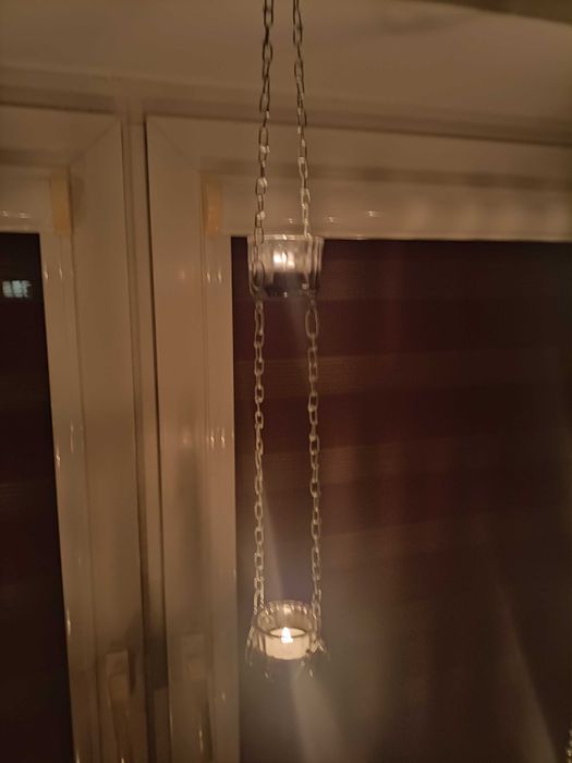 Świecznik ozdobny wiszący na taras balkon do ogrodu