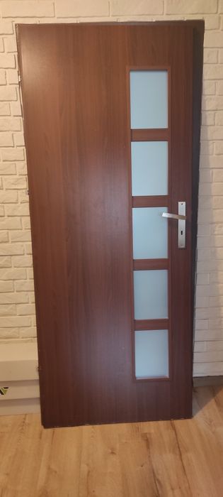 Drzwi 80cm x 204cm brązowe