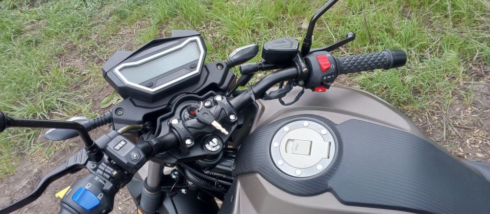 Мотоцикл SP250R-32