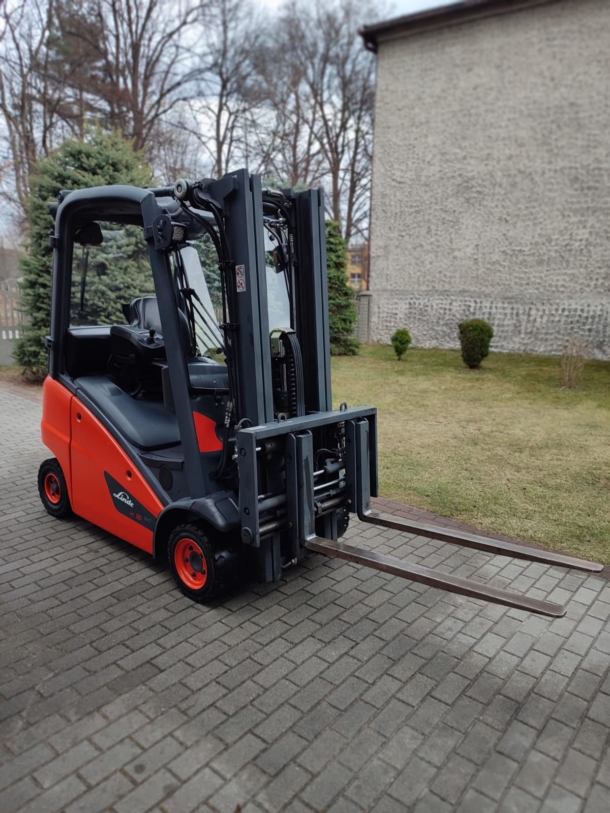 Linde H16 z 2015r Triplex przesuw Pozycjoner wózek widłowy widlak