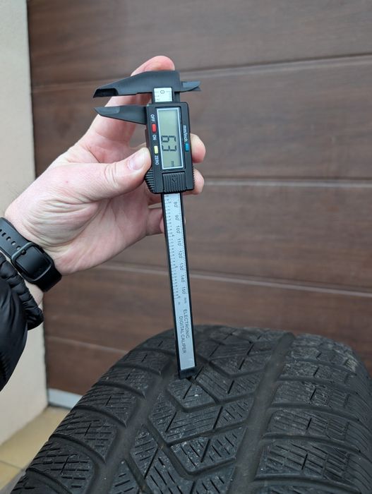 Шини 255/65 R18 зимові PIRELLI Scorpion