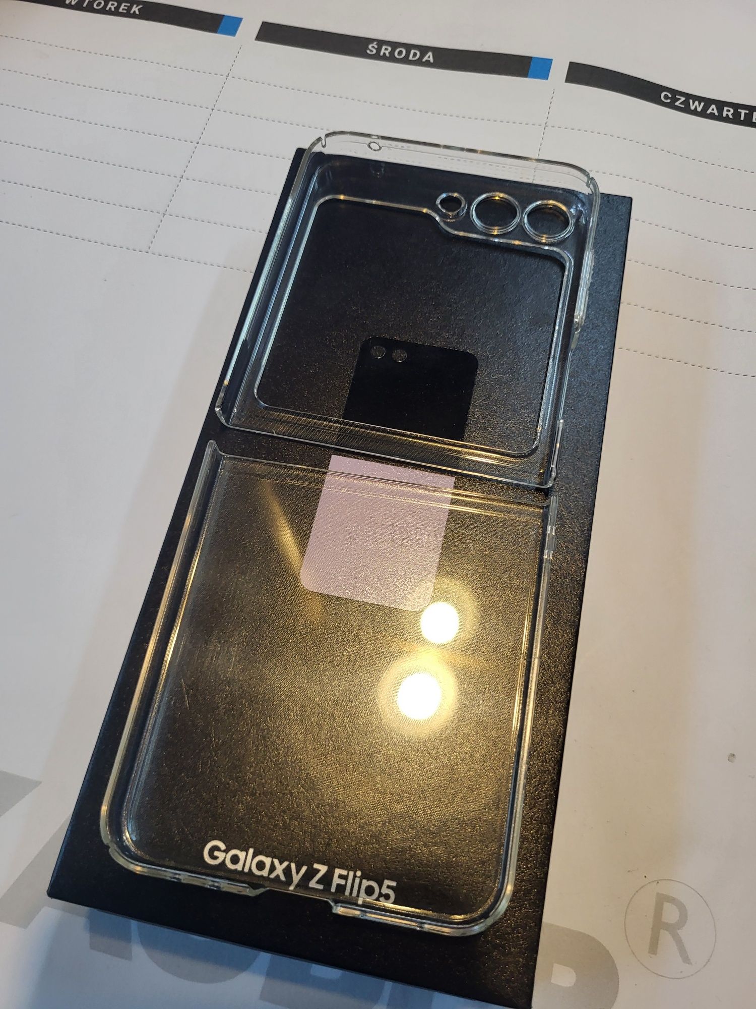 Samsung Galxy Z Flip 5 Różowy