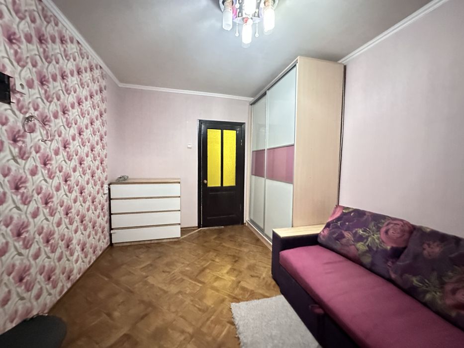 Сдам свою 3х комнатную квартиру метро Спортивная