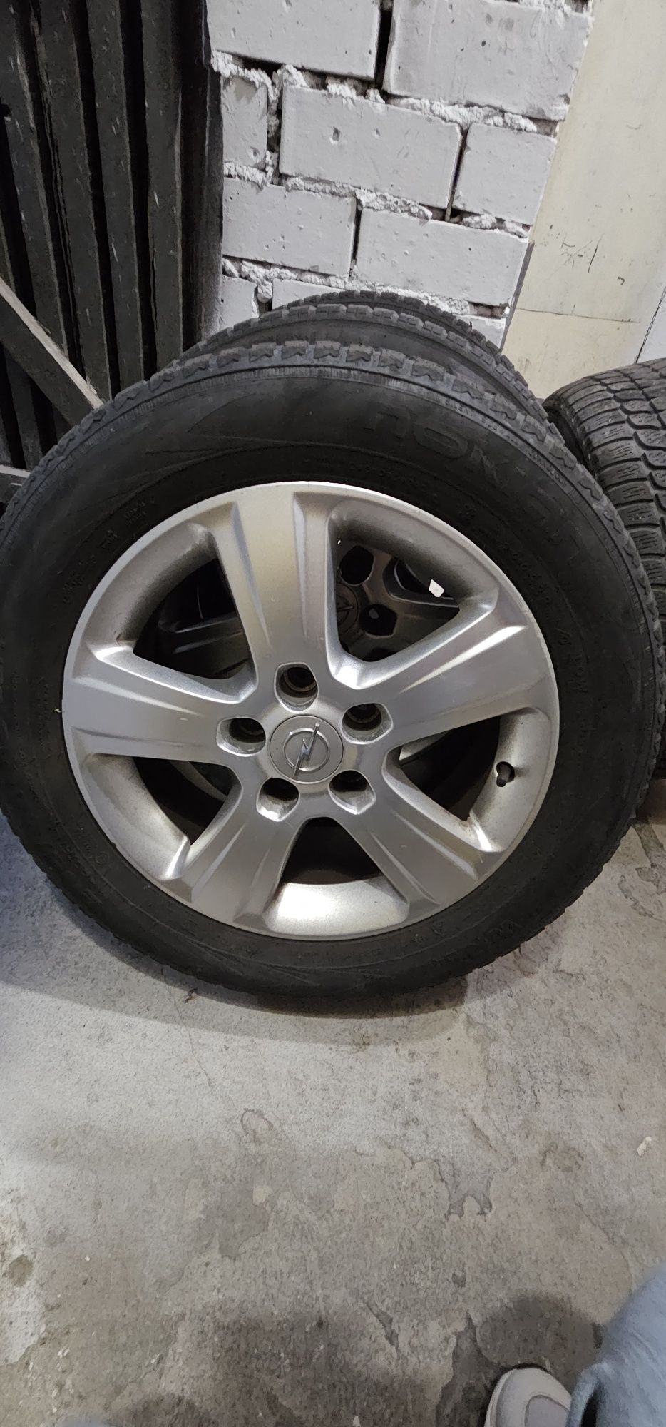 Sprzedam felgi opel vectra c 5×110 r 16
