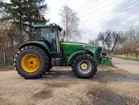 Трактор JOHN DEERE 8520