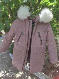 Куртка зимова на дівчинку