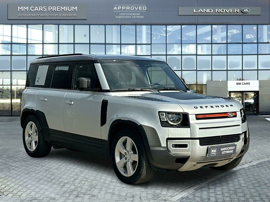 Land Rover Defender 110 3.0 P400 mHEV First Edition