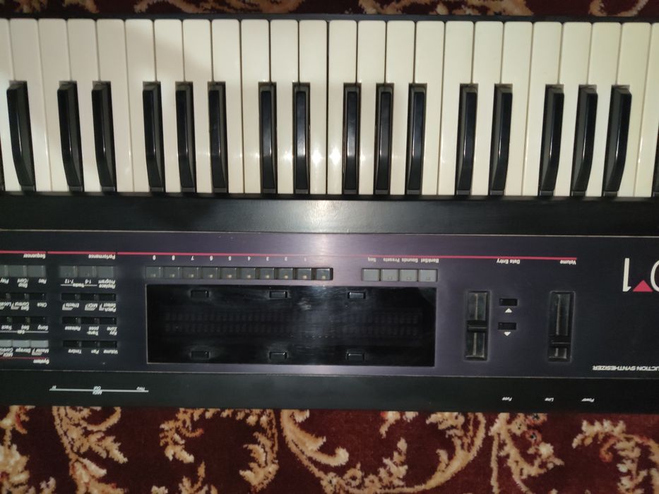 Ensoniq SD1- синтезатор + usb FDD